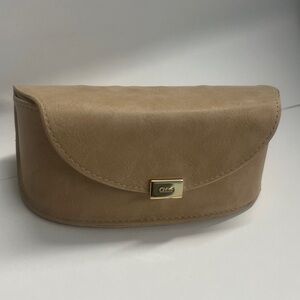 Chloé Large Tan Beige Structured Snap Sunglasses Case